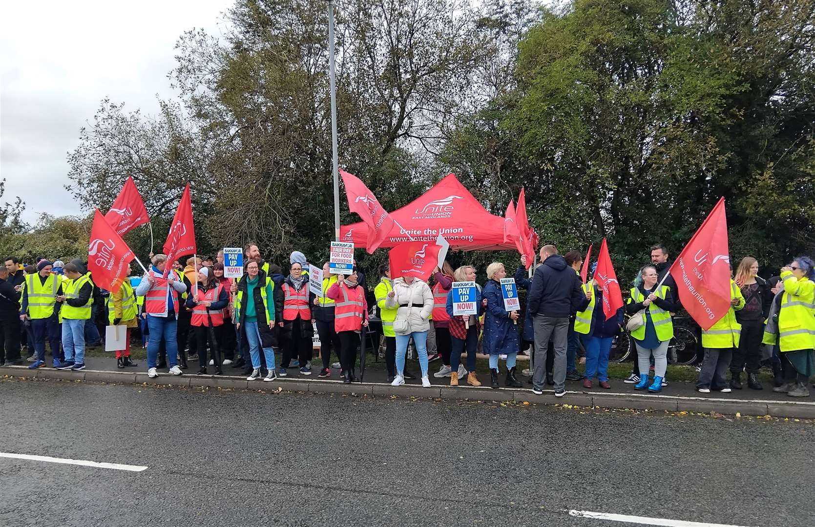 Workers strike outside the Spalding Bakkavor factory