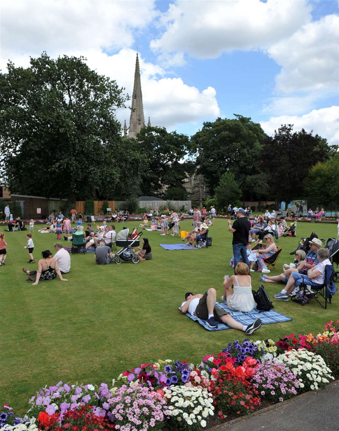 The event was attended by more than 2,000 people