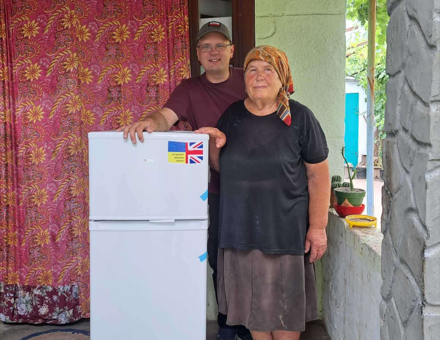 Helping Our Ukrainian Friends recently took over electrical goods which were then delivered to communities in need
