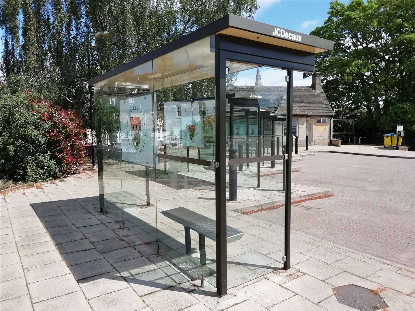 Daphne arrived in Stamford at the bus station