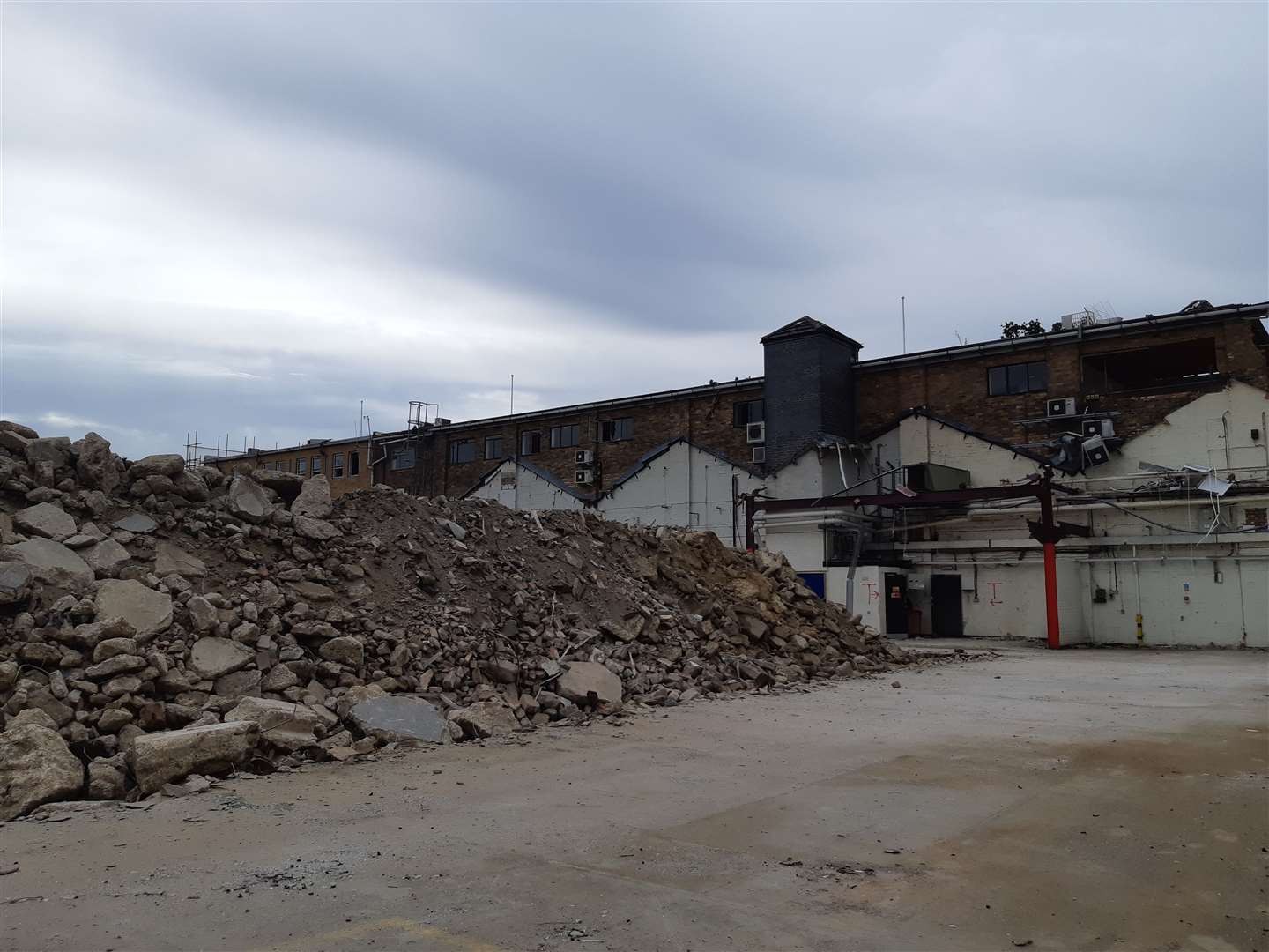 Piles of rumble are forming as buildings come down (57924066)