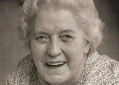 Doris Stokes, Grantham-born medium