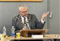 Mayor sells own gazebo to town council