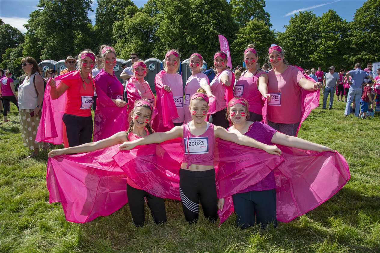 Race for Life Pretty Muddy, Stamford 2019 (11640990)