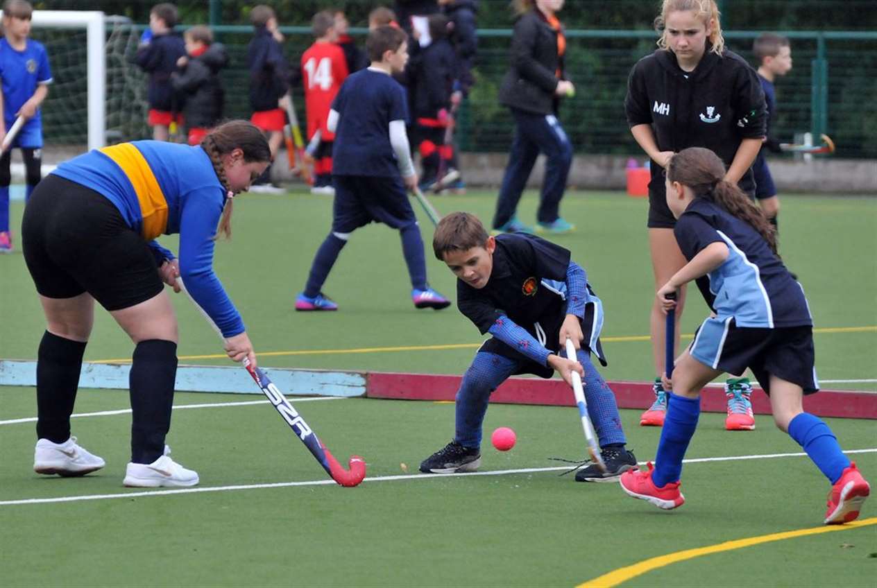 Weston Hills face St John’s B in beginner league A. Photo by Tim Wilson. SG-111019-108TW