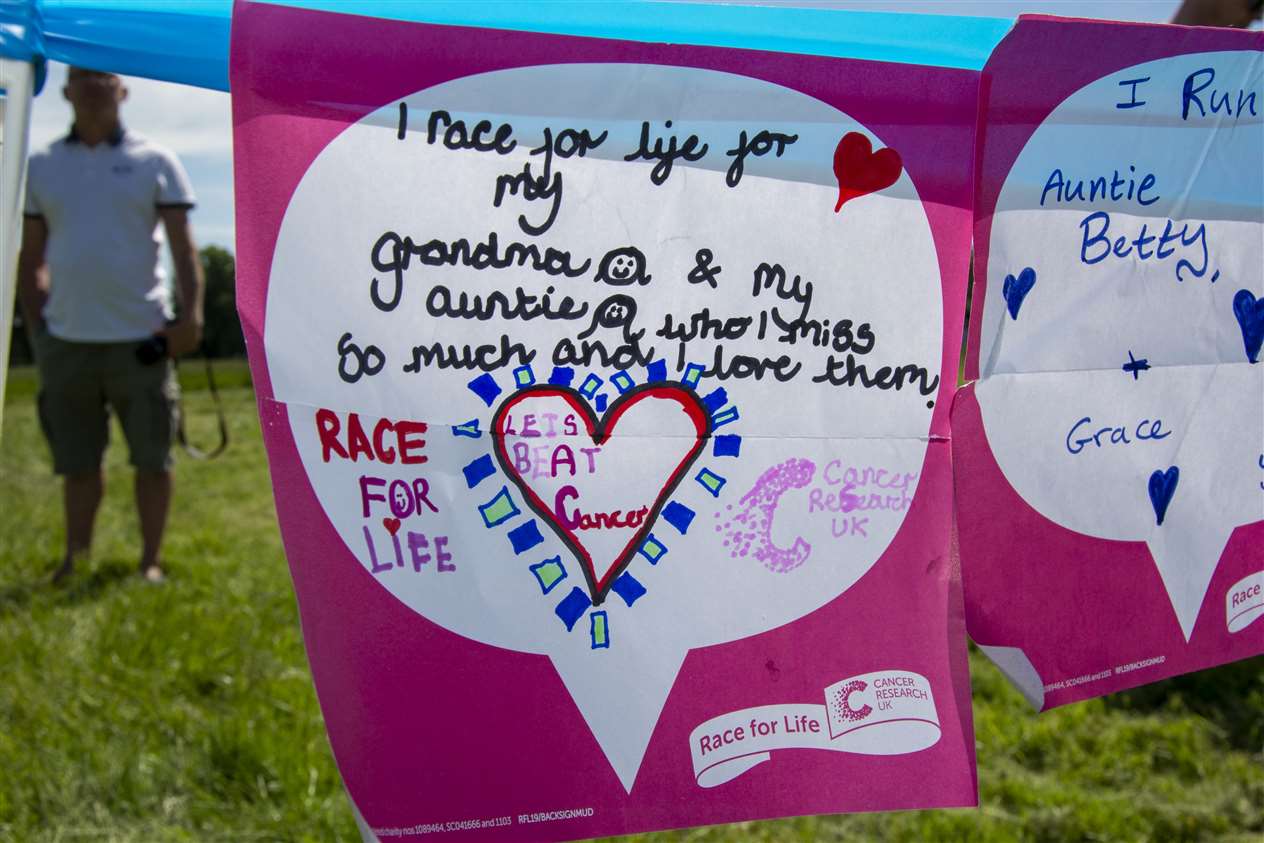 Race for Life Pretty Muddy, Stamford 2019 (11641010)