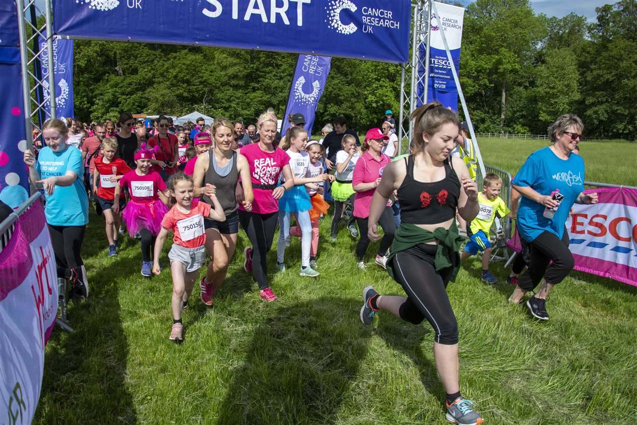 Race for Life Pretty Muddy, Stamford 2019 (11641099)