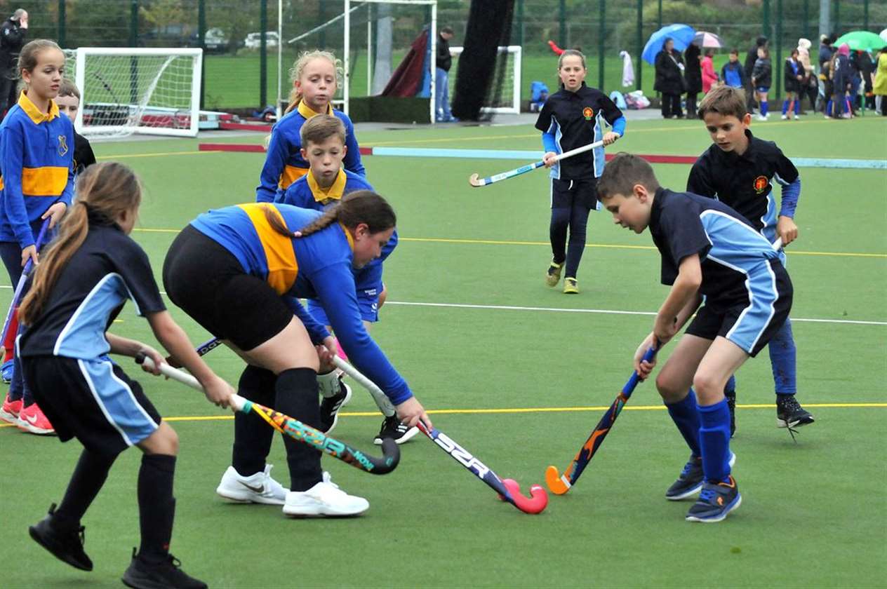 Weston Hills face St John’s B in beginner league A. Photo by Tim Wilson. SG-111019-107TW