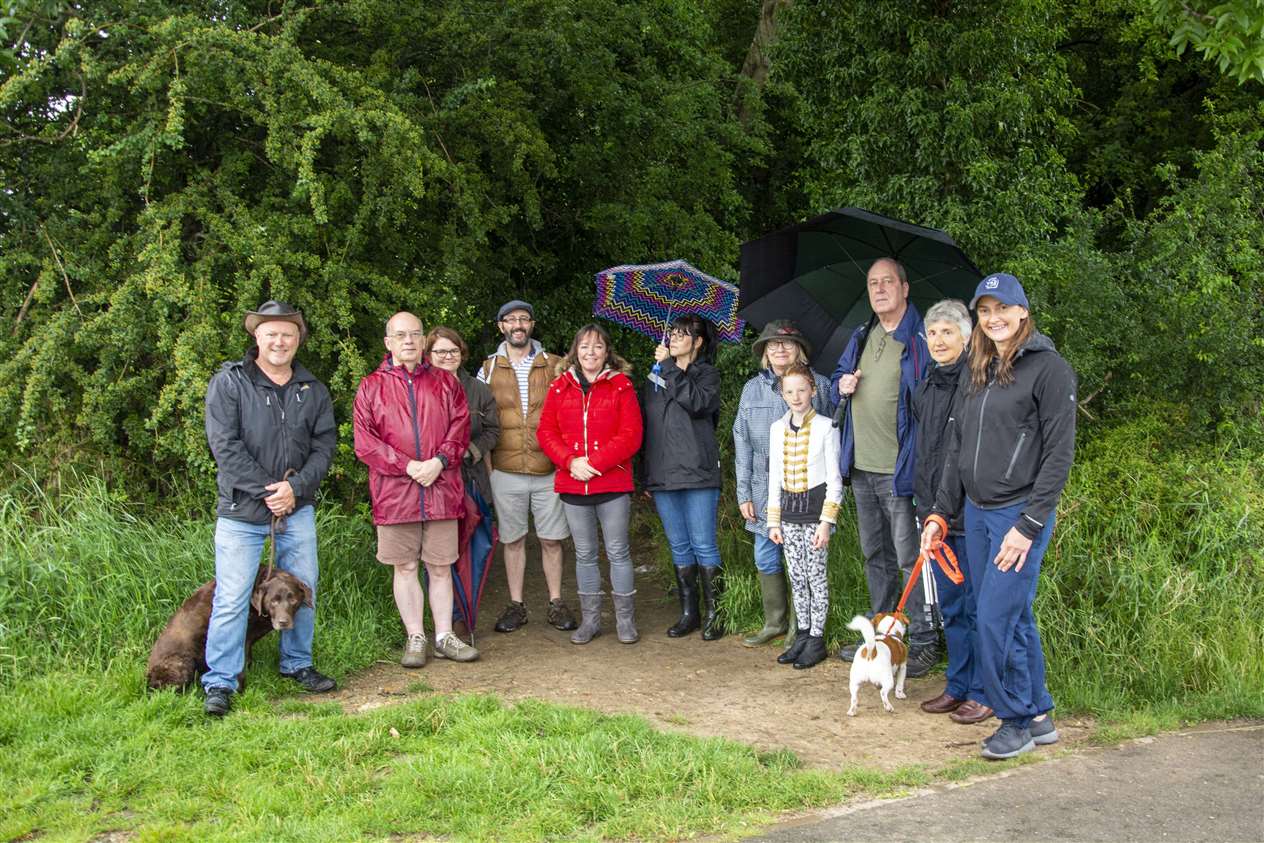 Wherry's Spinney residents (13013357)