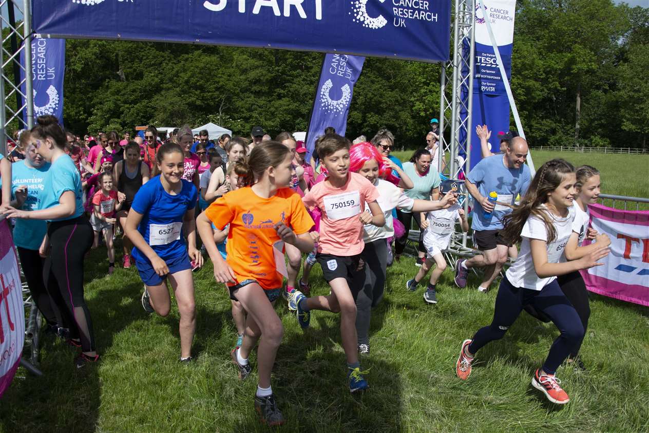 Race for Life Pretty Muddy, Stamford 2019 (11641097)