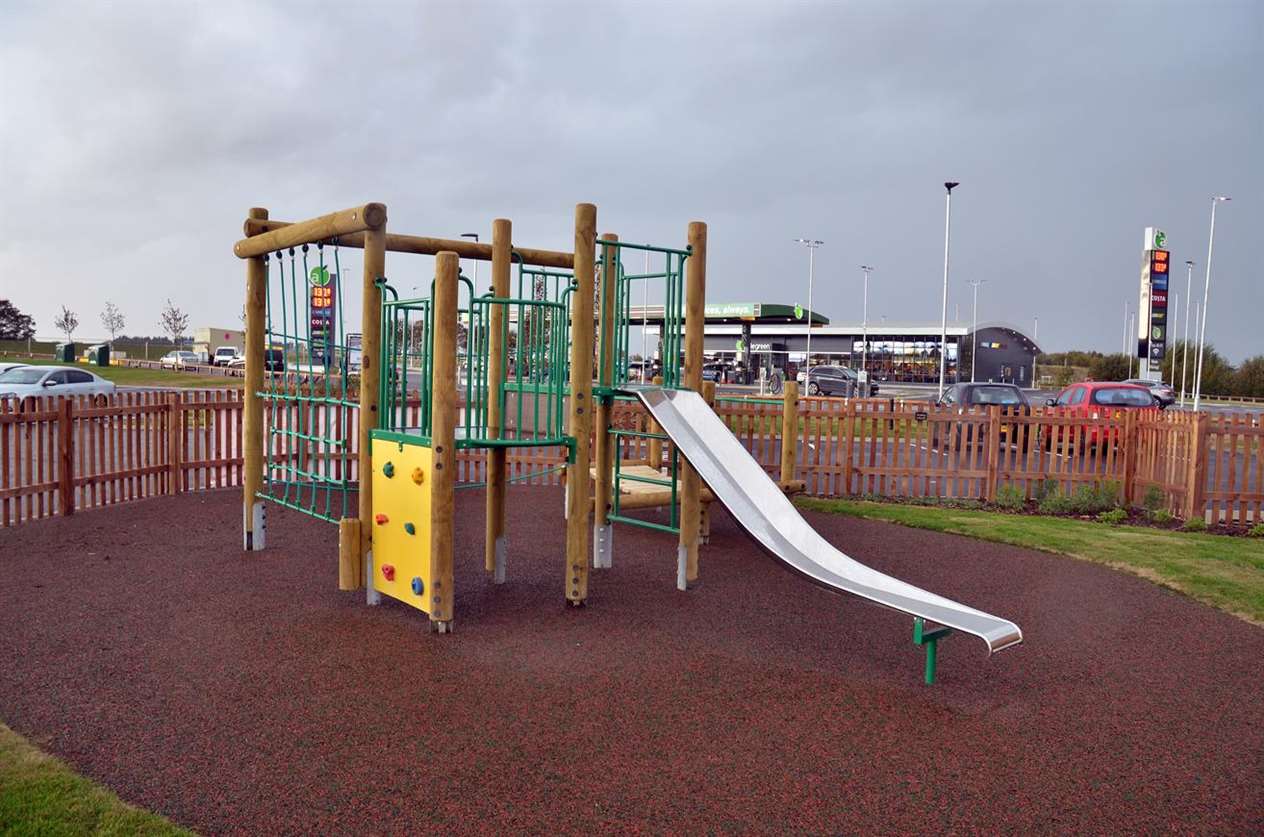 The outdoor play area at The Tulip Queen, Lincs Gateway Business Park, Spalding. Photo (TIM WILSON): SG-210918-035TW