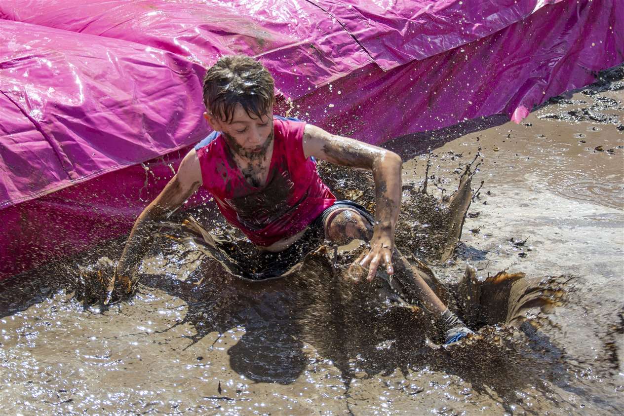 Race for Life Pretty Muddy, Stamford 2019 (11641067)