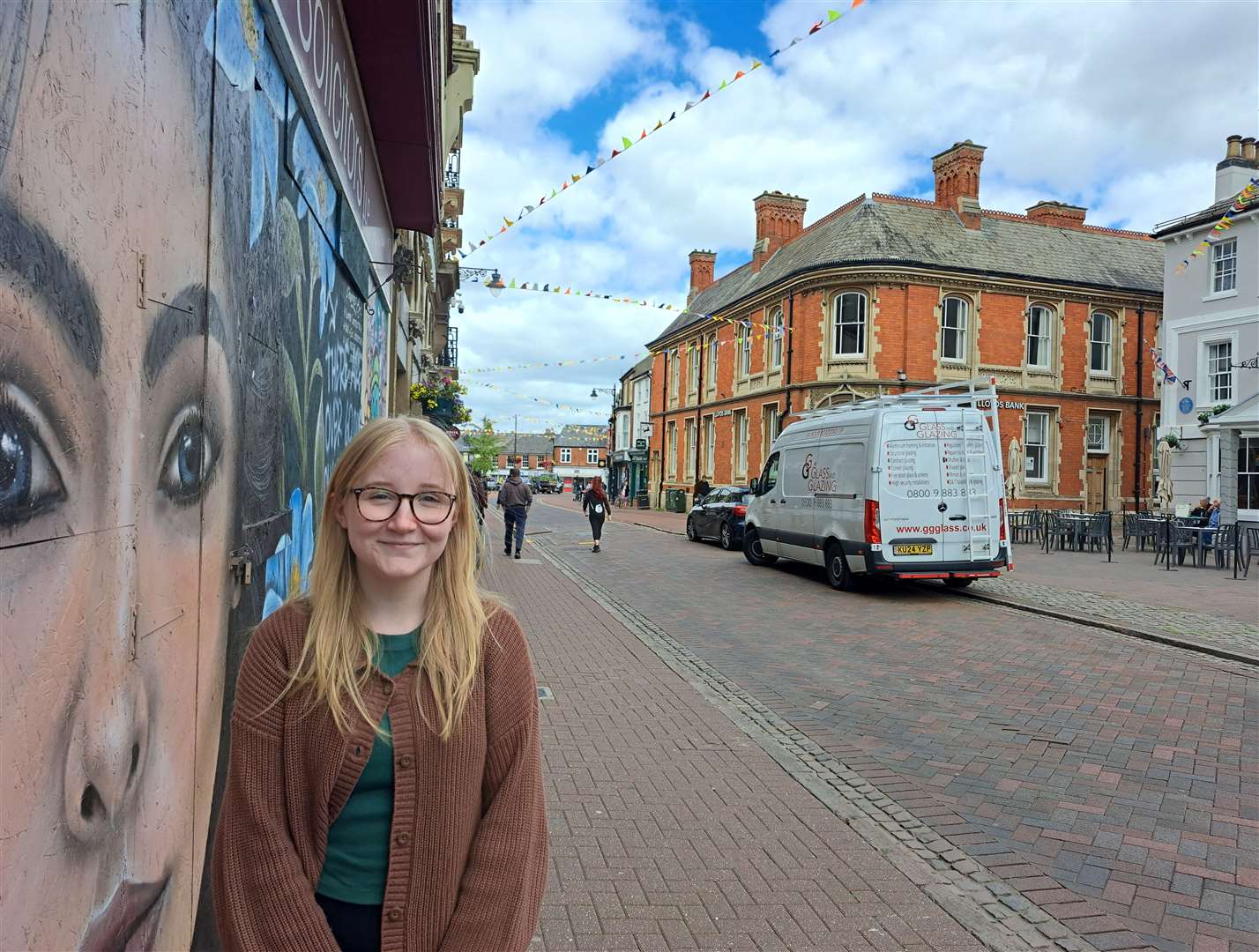 Eloise Hodson in Spalding town centre
