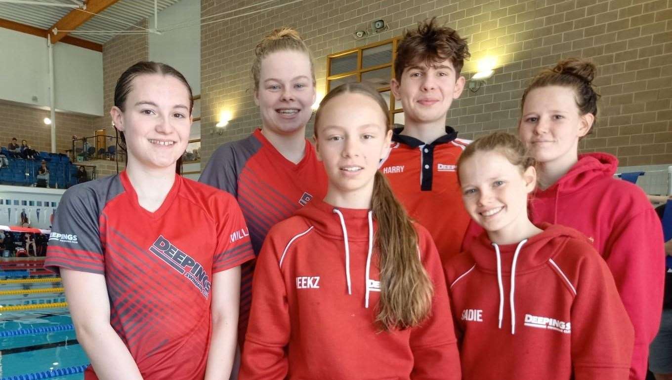 Millie Herrick, Holly Leggott, Mieke McDonald, Harry Cardell, Sadie Hunter and Olivia Hunter at the City of Norwich Easter meet.
