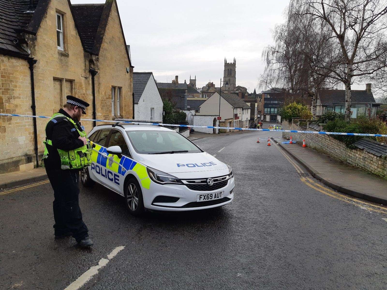 The incident in Stamford (62580574)
