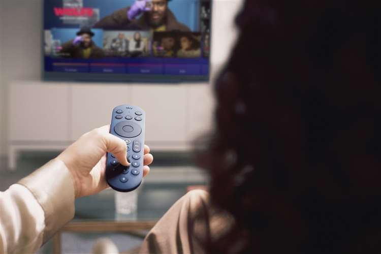 Glass can be turned on and controlled using voice commands as well as via the new remote control (Sky/PA) (52051083)