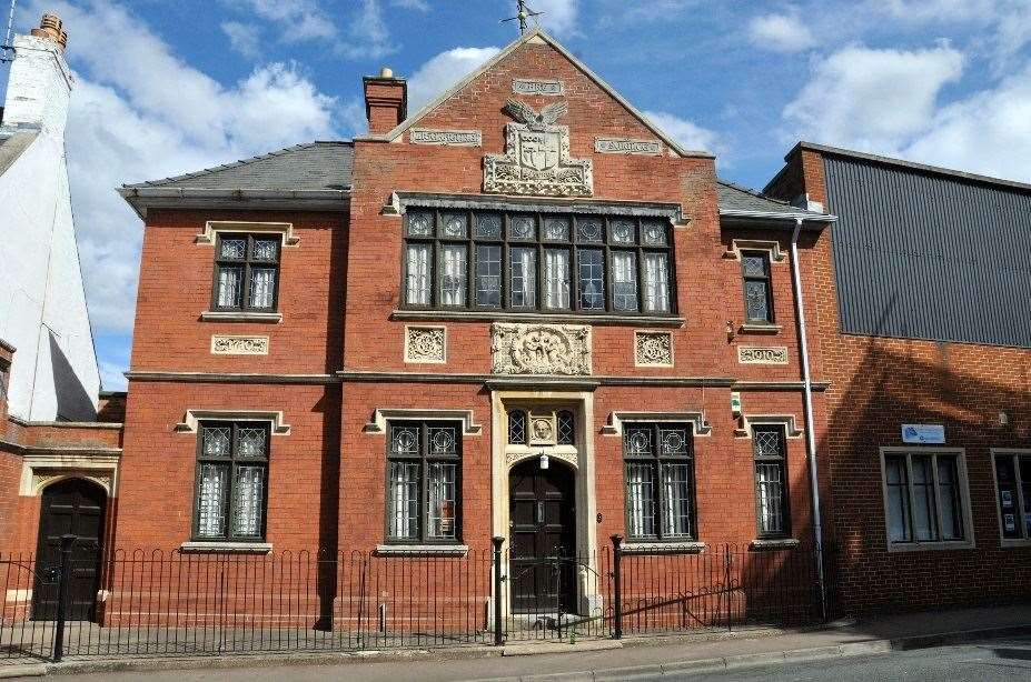 Marion Brassington was deputy librarian of Spalding Gentleman's Society, based in Broad Street, Spalding.