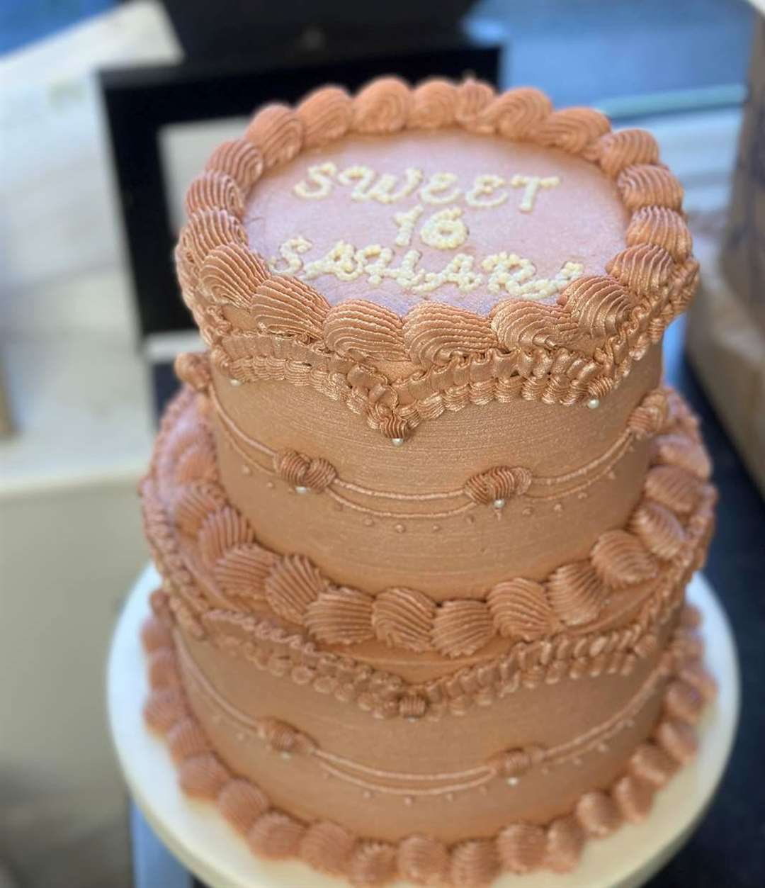 A sweet 16 cake