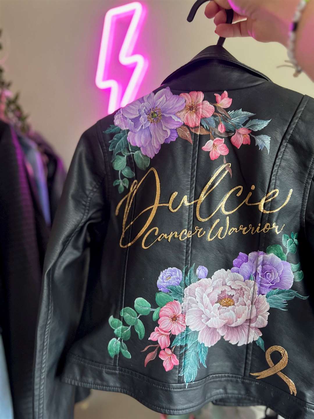 Jade custom made the leather jacket for Dulcie