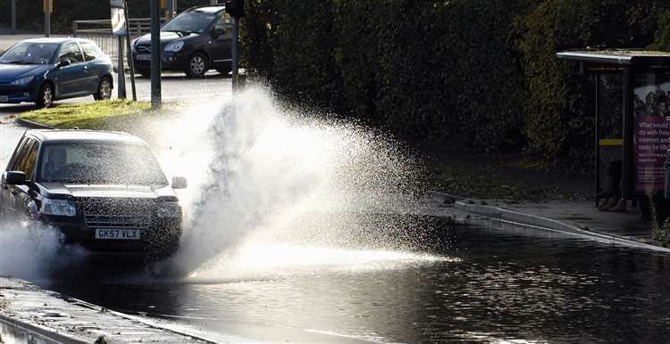 A yellow warning for rain has been issued by the Met Office for this weekend.
