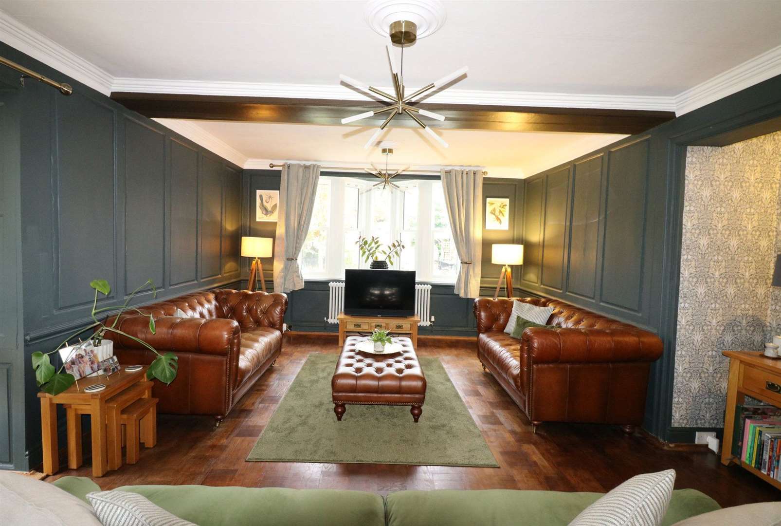 A cosy lounge