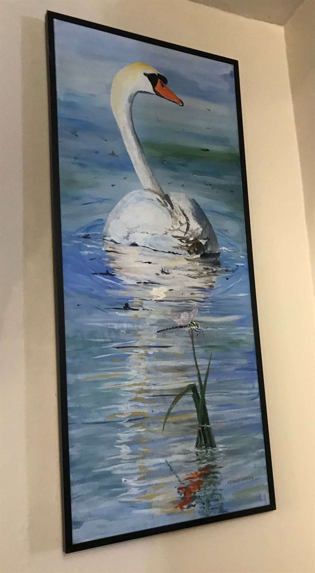 A picture of a swan inside the Swan.