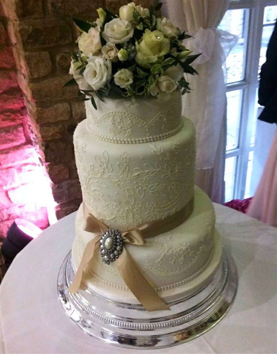 The first wedding cake Lisa made in 2012