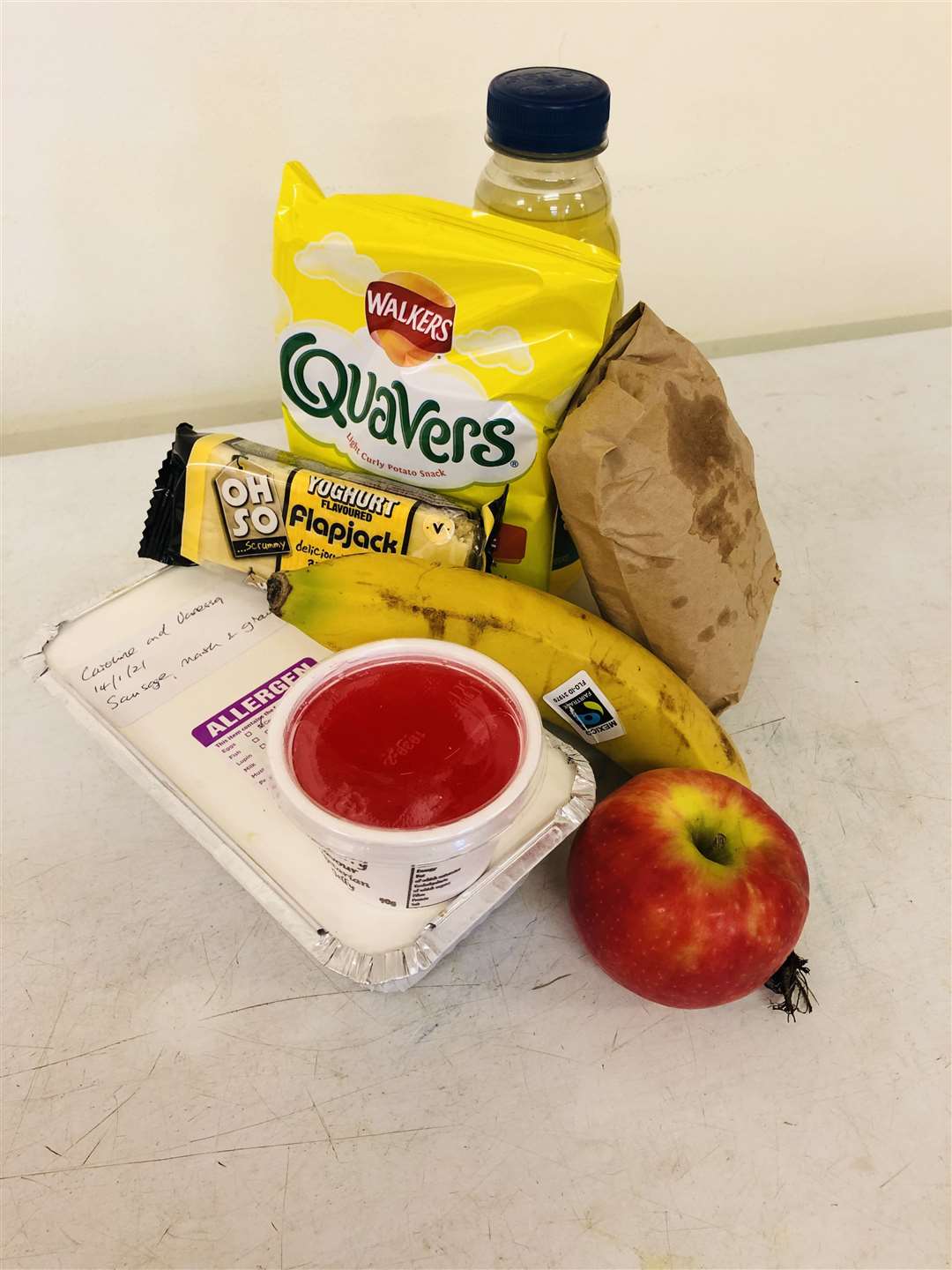 A packed lunch for a child in lockdown