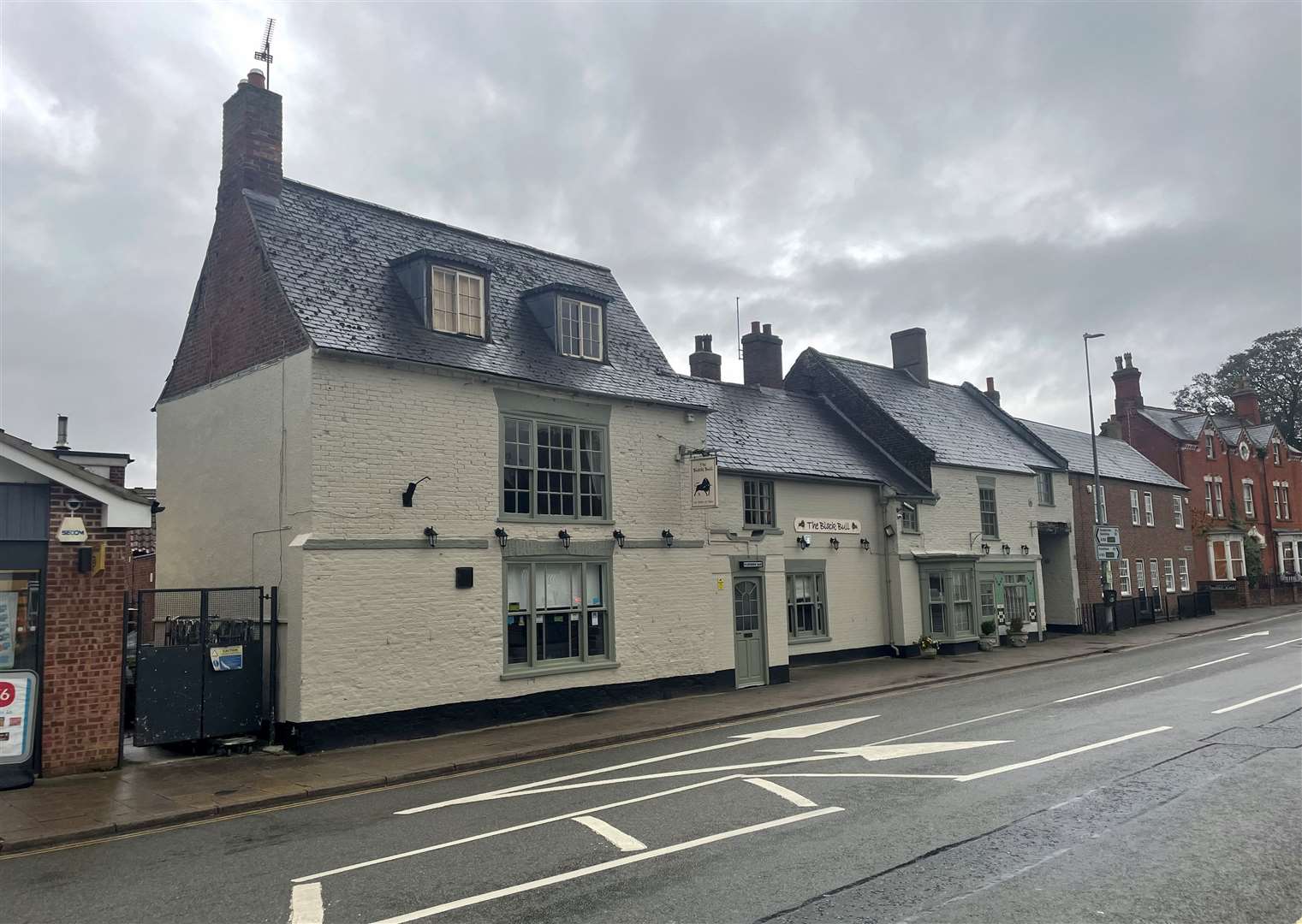 Donington's Black Bull