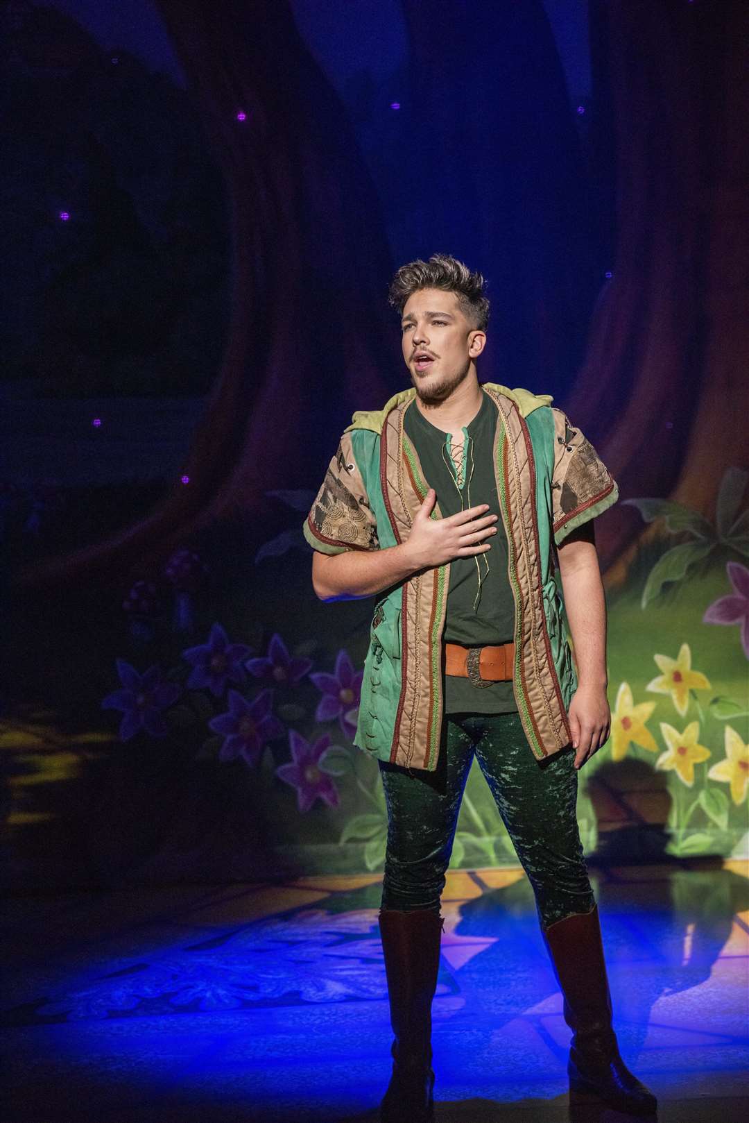 Matt Terry and company in Robin Hood at Nottingham Theatre Royal. Photo: Whitefoot Photography (53662166)