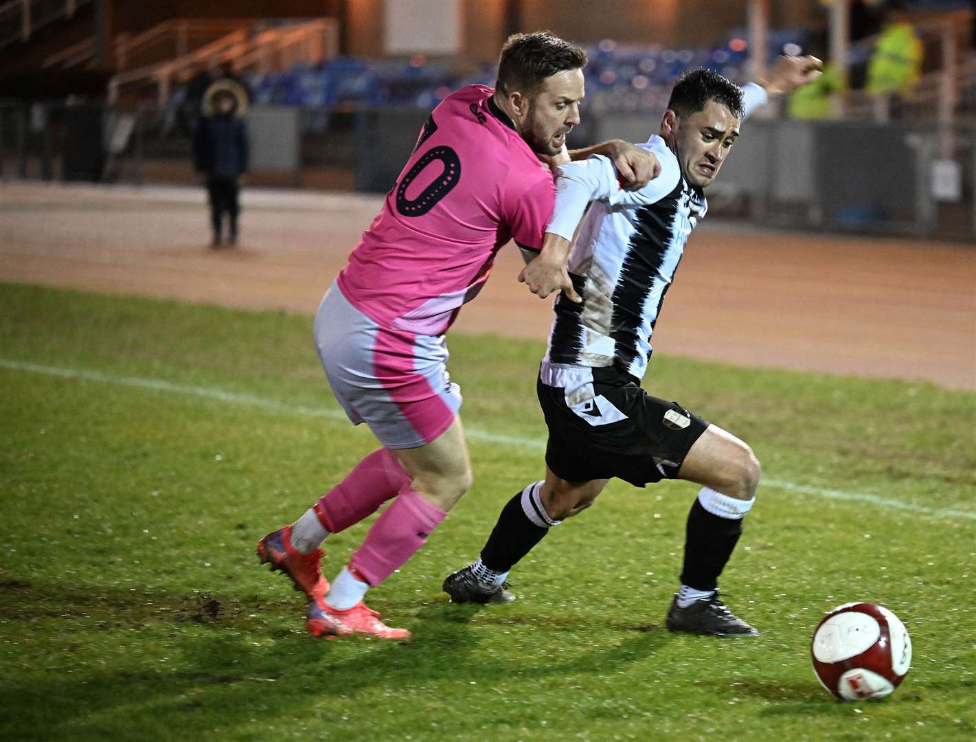 Action from Grantham's home defeat to Carlton. Photo: Toby Roberts (62994126)