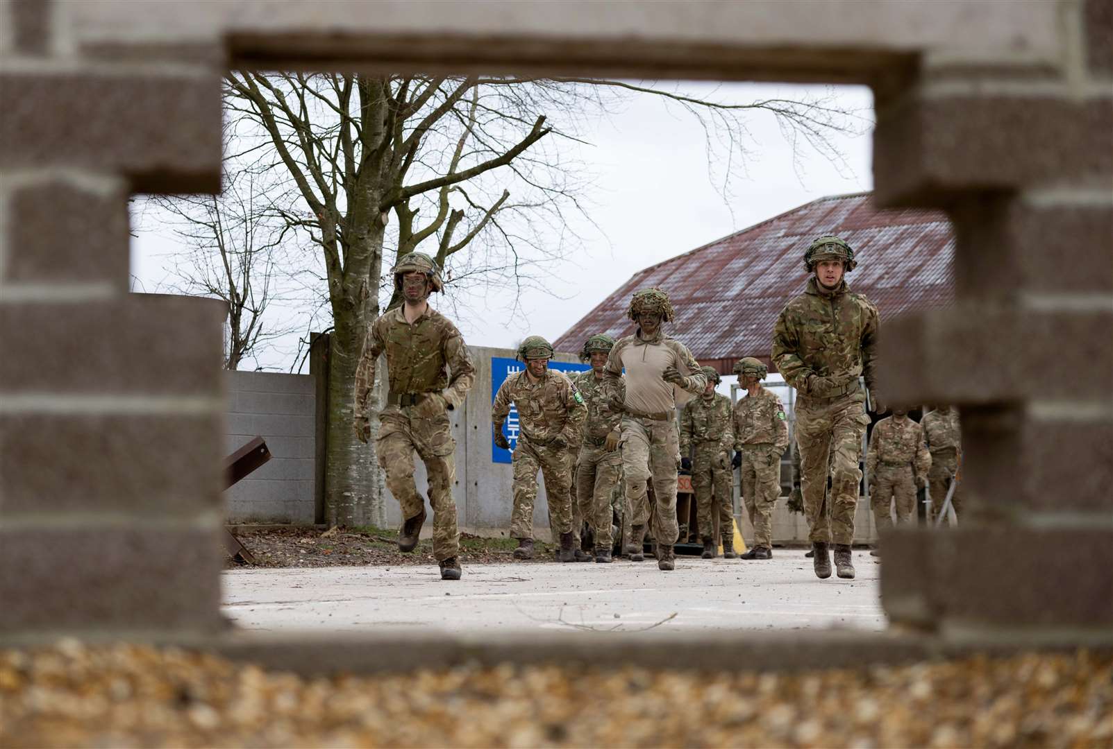 Soldiers set off on the course.