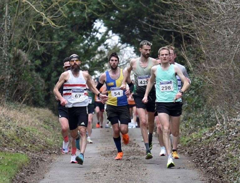 Mark Popple in the blue and yellow Stamford Striders top is a regular at the 30k