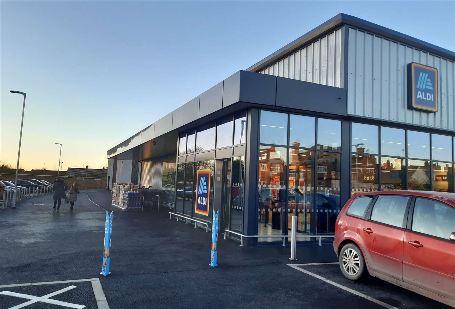 The long-awaited new Aldi supermarket in Holbeach is now open