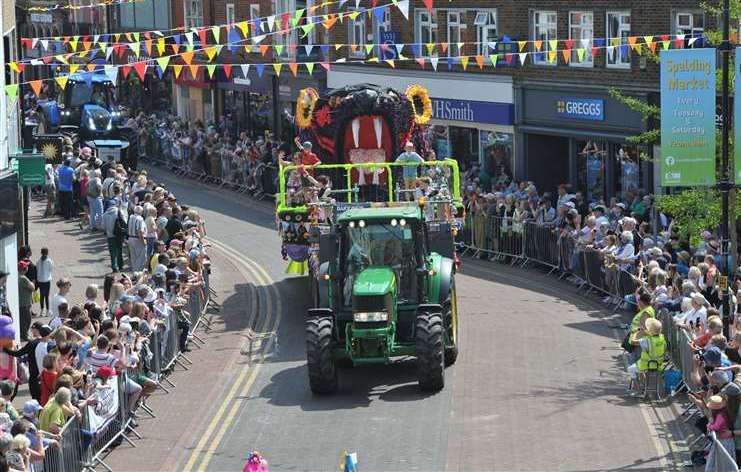 An iconic float in a previous Spalding Flower Parade