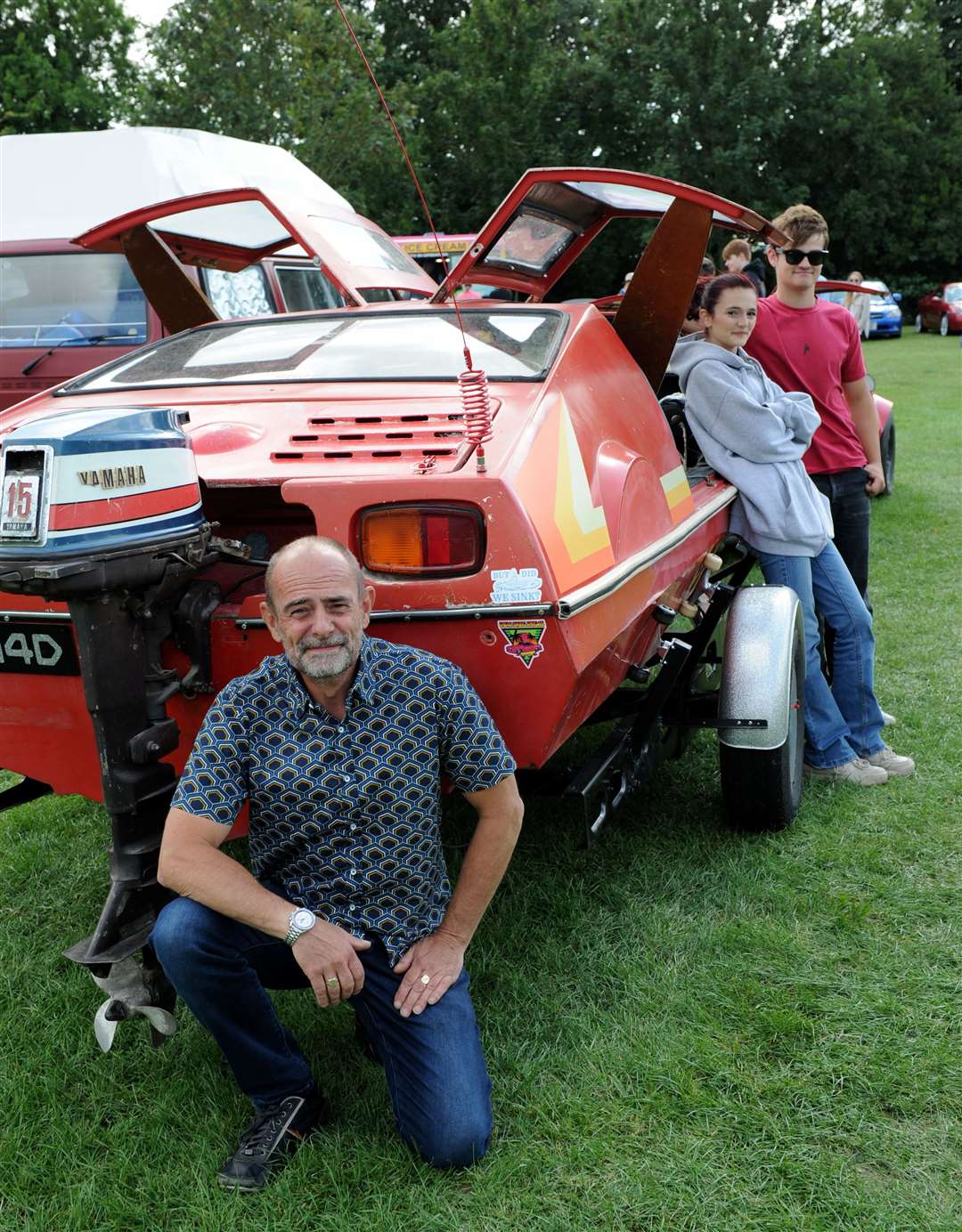 Ian Jeffries with children Eva and Isaac. Photo: Chris Lowndes