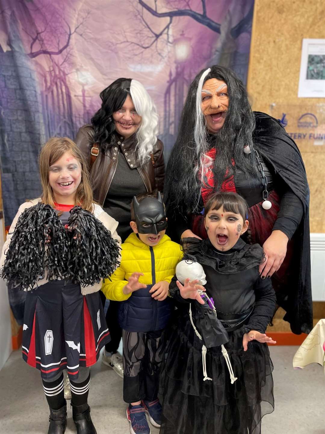 The Pinter family.