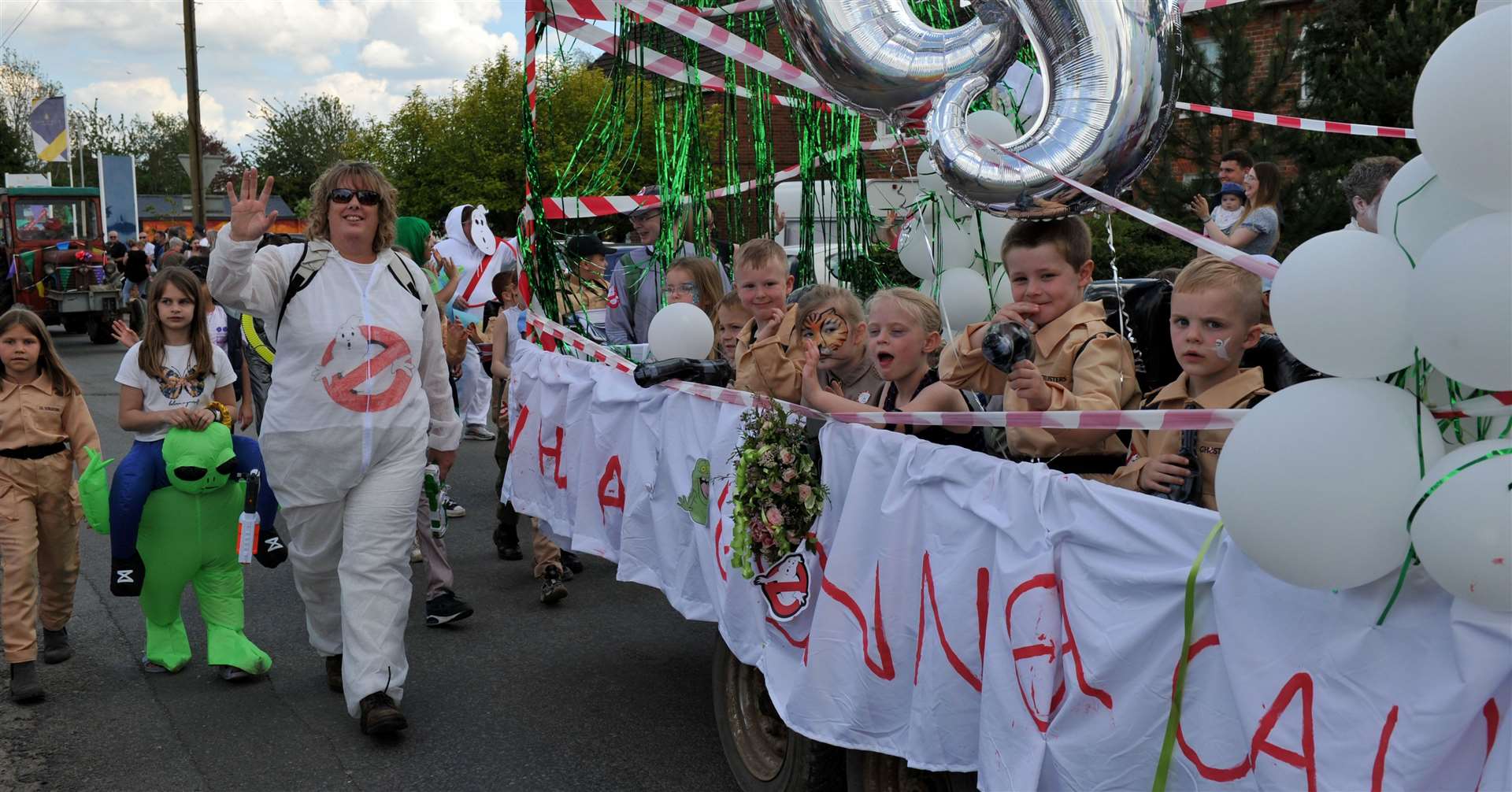 Moulton Chapel flower parade drew in the crowds
