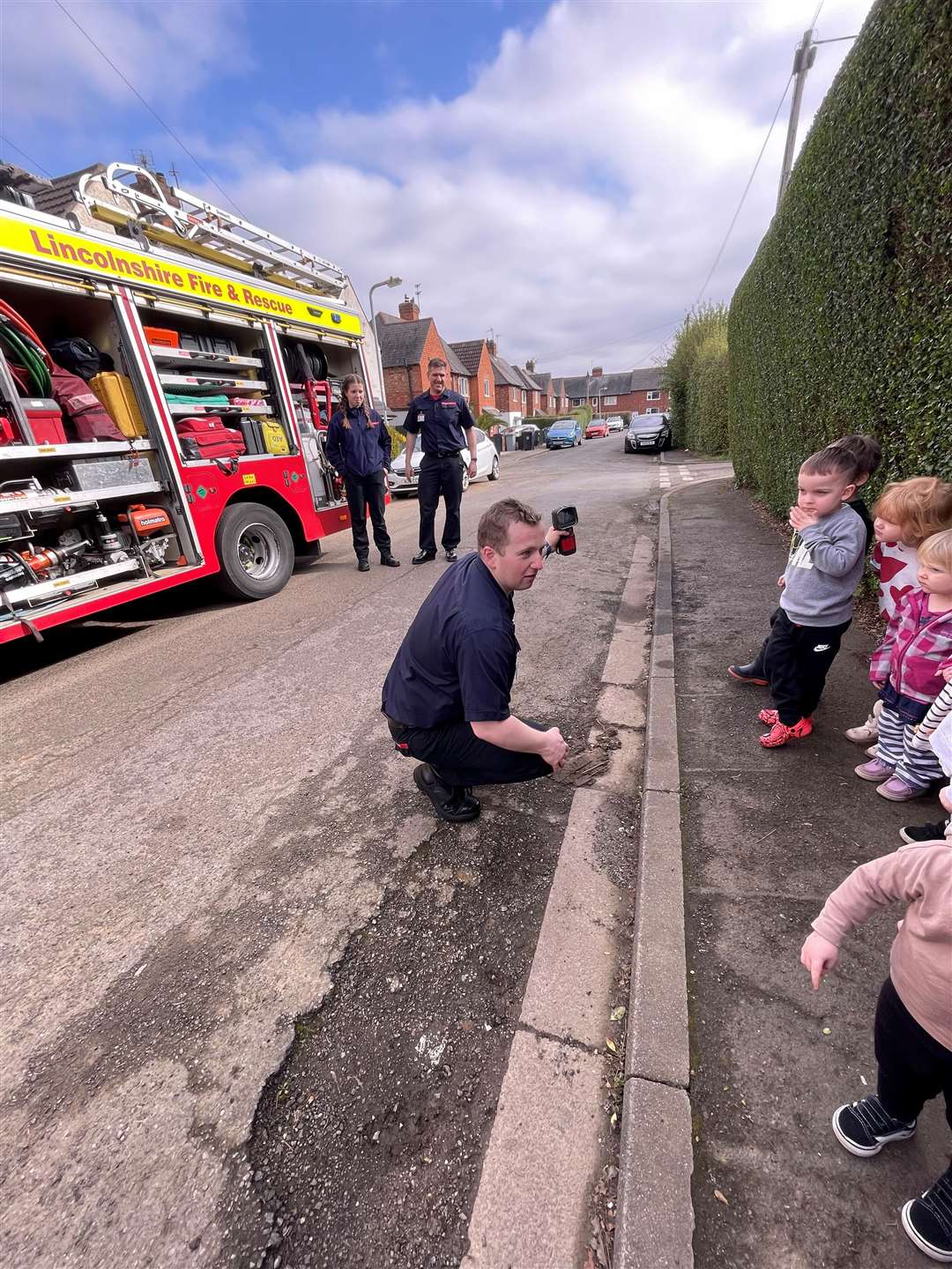 The children were fascinated by the visit.