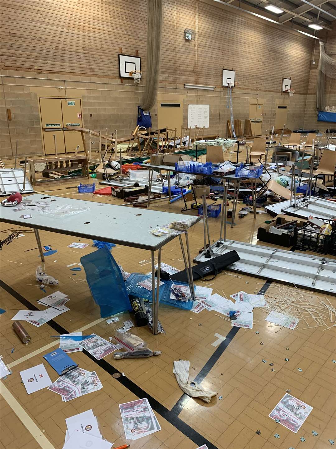 Destruction in the school hall (10581566)