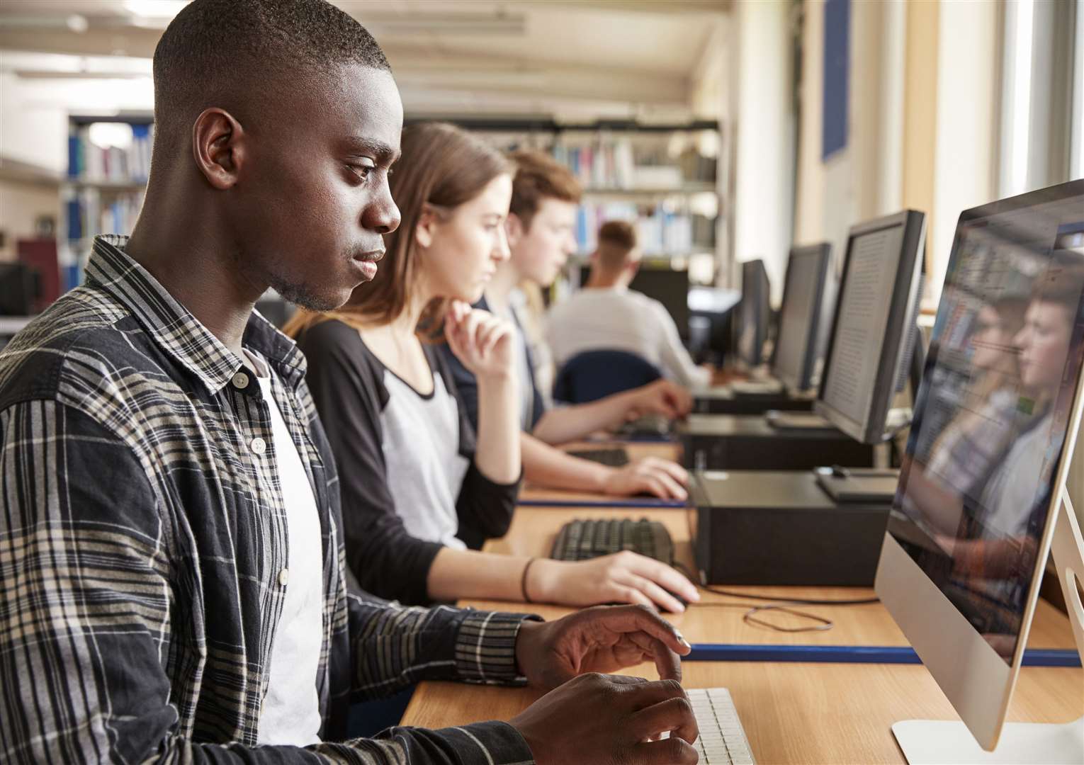 The Student Loans Company has a May deadline for new students. Image: Thinkstock.