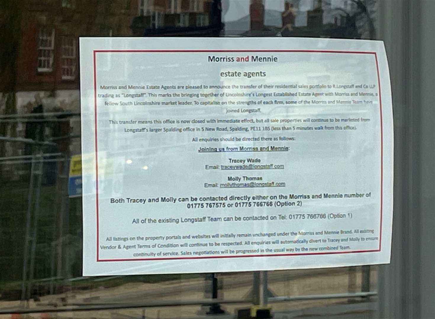 The customer notice in the window of Morriss & Mennie