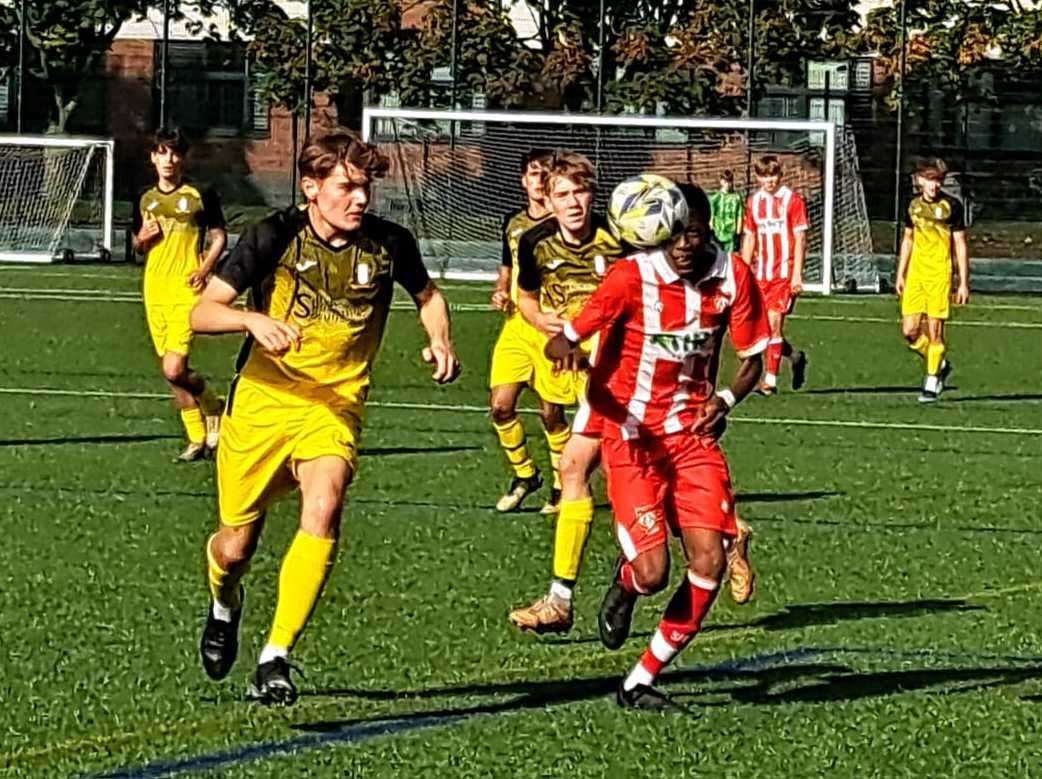 Grantham Town Under 16s defeated Stourbridge.
