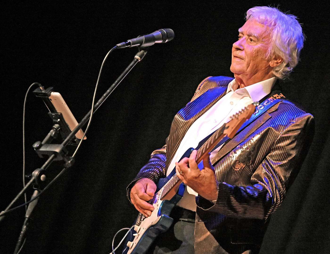 Trevor Leeson performing at the concert in 2023.