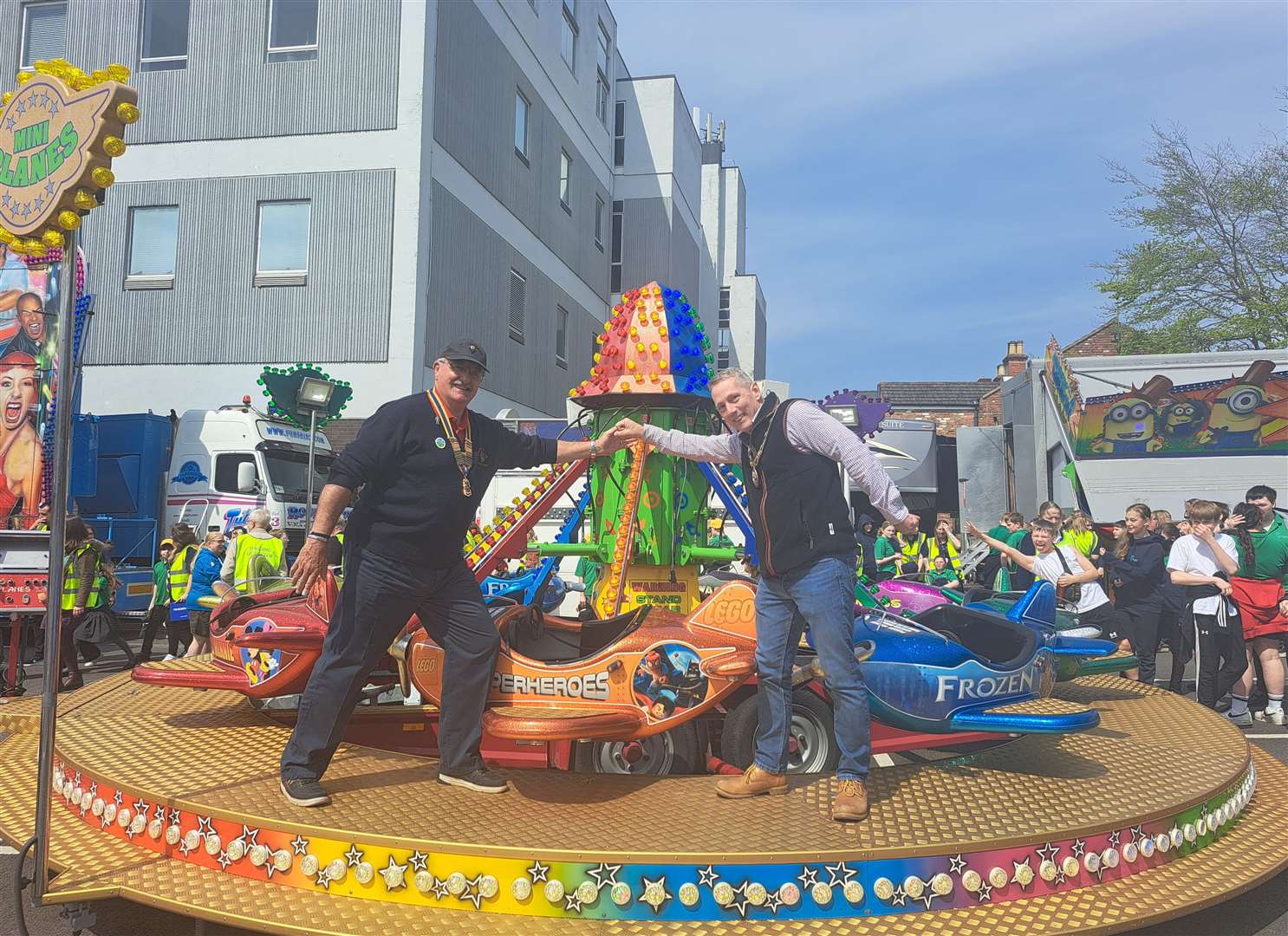 President of the Spalding Lions Club, Stuart East and Councillor Andrew Woolf