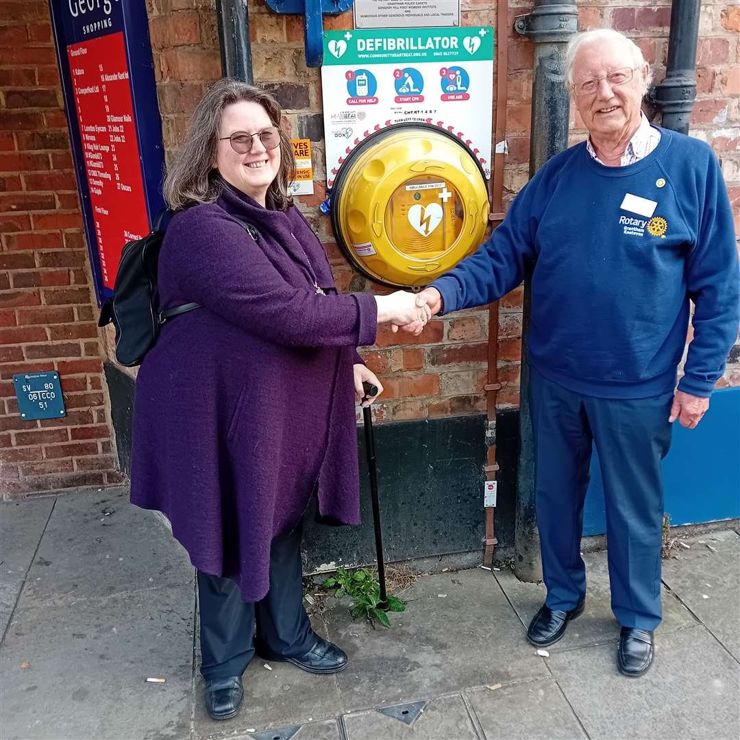 Councillor Charmaine Morgan (Dem Ind) (left) and Mike Cook (right).