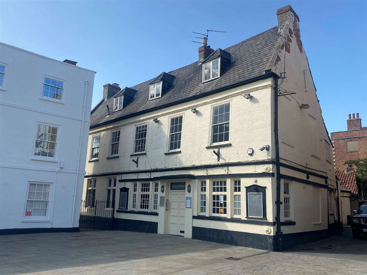 The former Eden Wine Bar, in Market Place, Grantham.