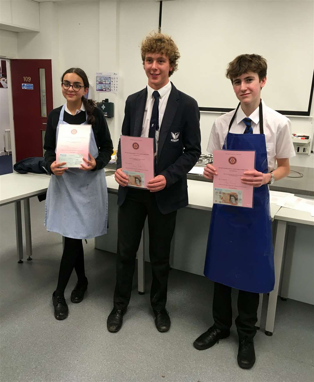 The top three contestants, Alyssa Maylor, Harry Barker and Ryan Jennings
