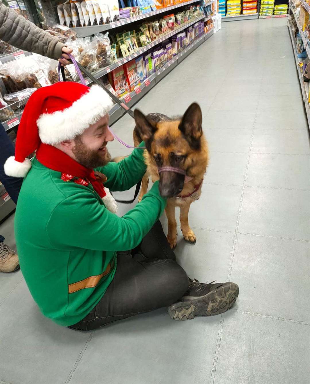 Rosie taking a trip to pet shop, Rookes