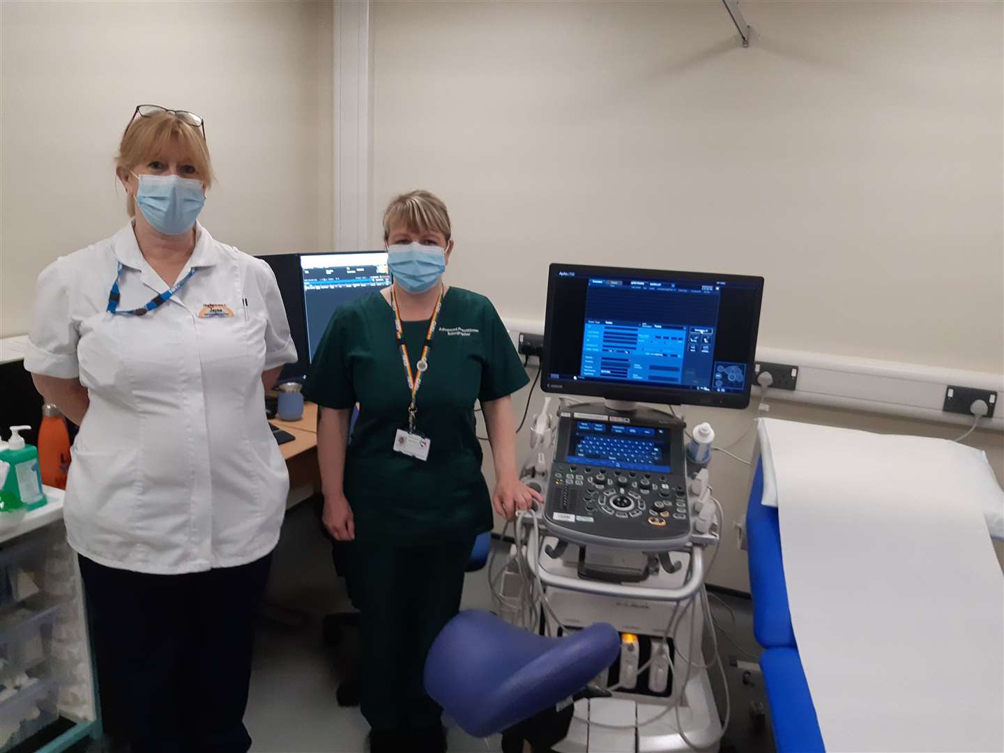 Staff with ultrasound equipment at Gonerby Road Community Road Diagnostic Centre. (56507049)